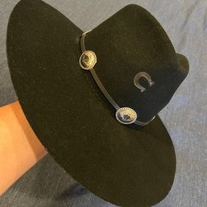 Charlie 1 Horse Cowboy Hat